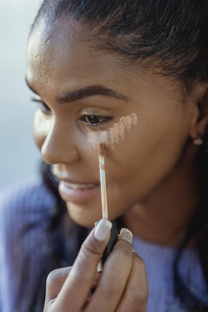 How to Use Concealer