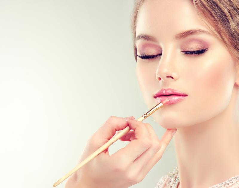 Editorial vs. Everyday Makeup: Key Differences
