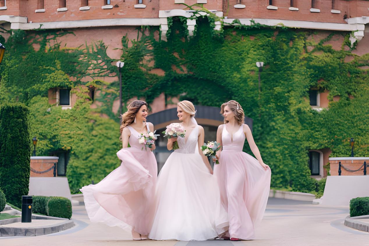 Makeup for Outdoor Weddings